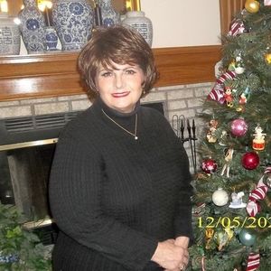 Meet your Posher, Pamela